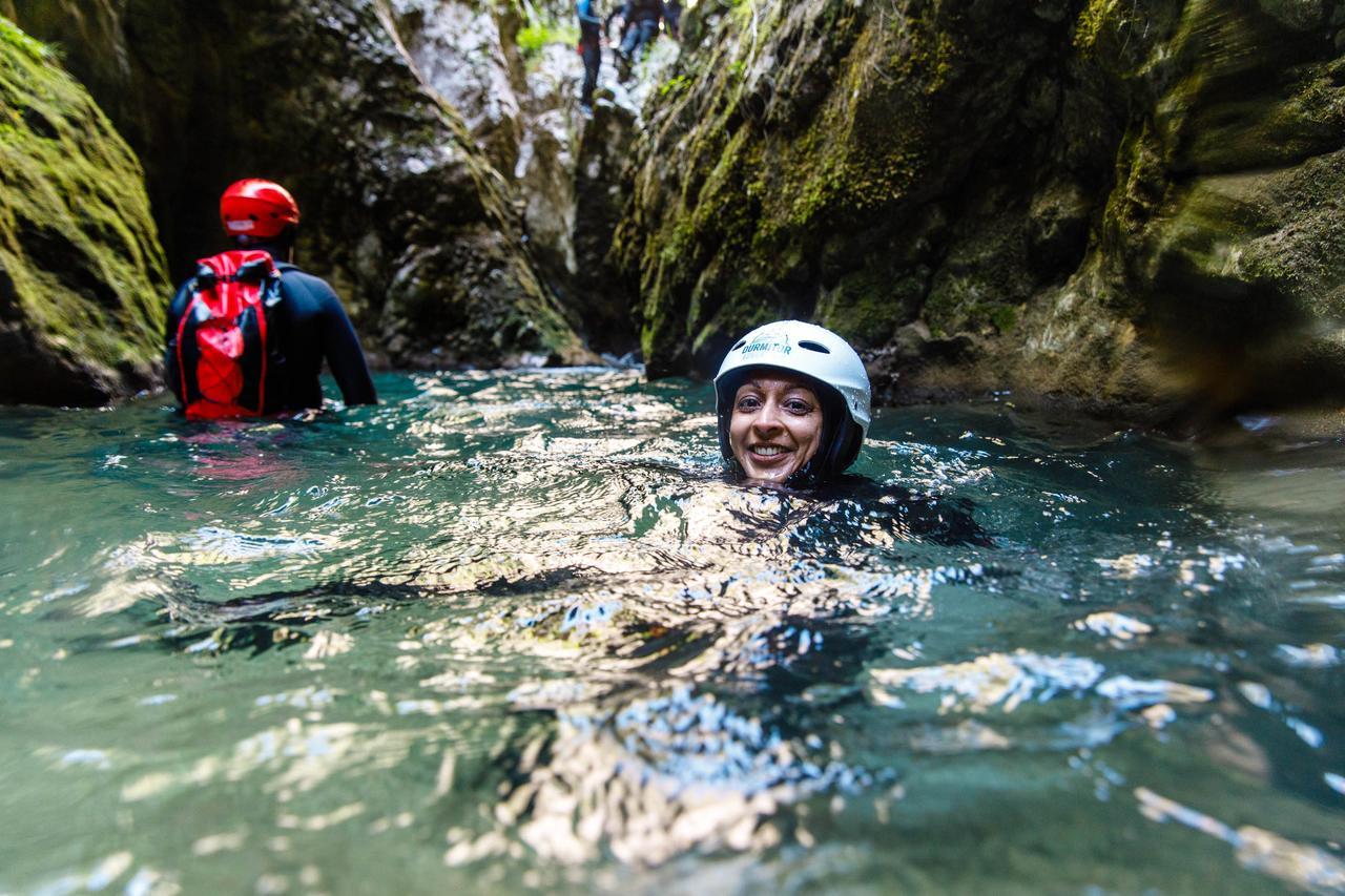 מלון Scepan-Polje Waterfall Rafting Center מראה חיצוני תמונה